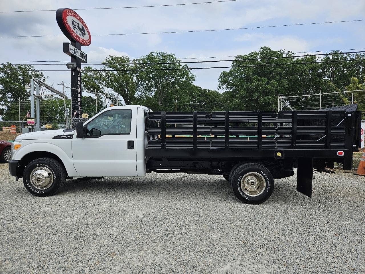 Used 2015 Ford F350 XL RWD image 2