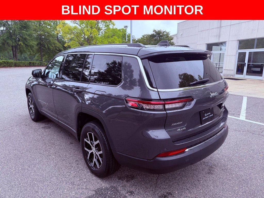 Used 2023 Jeep Grand Cherokee L Limited AWD/4WD image 5