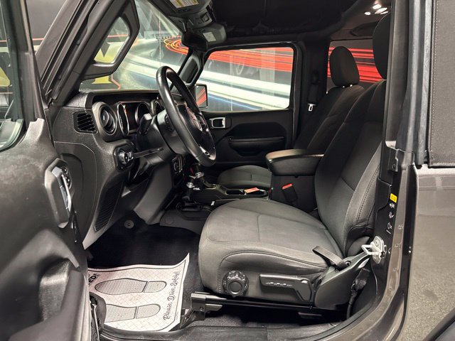 Used 2022 Jeep Wrangler Sport AWD/4WD image 5