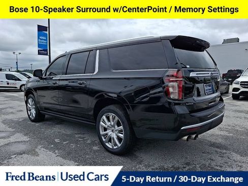 Used 2021 Chevrolet Suburban High Country AWD/4WD image 12