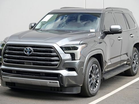 Used 2023 Toyota Sequoia Limited AWD/4WD image 51