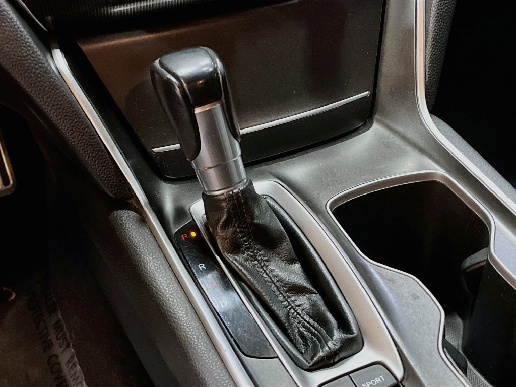 Used 2020 Honda Accord Sport image 16
