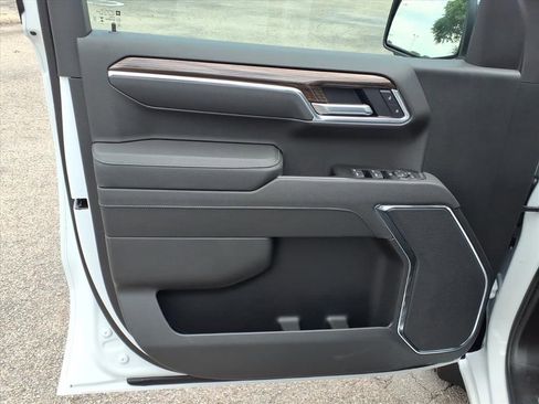 New 2026 Chevrolet Silverado 1500 LT w/ Texas Edition Plus RWD image 14