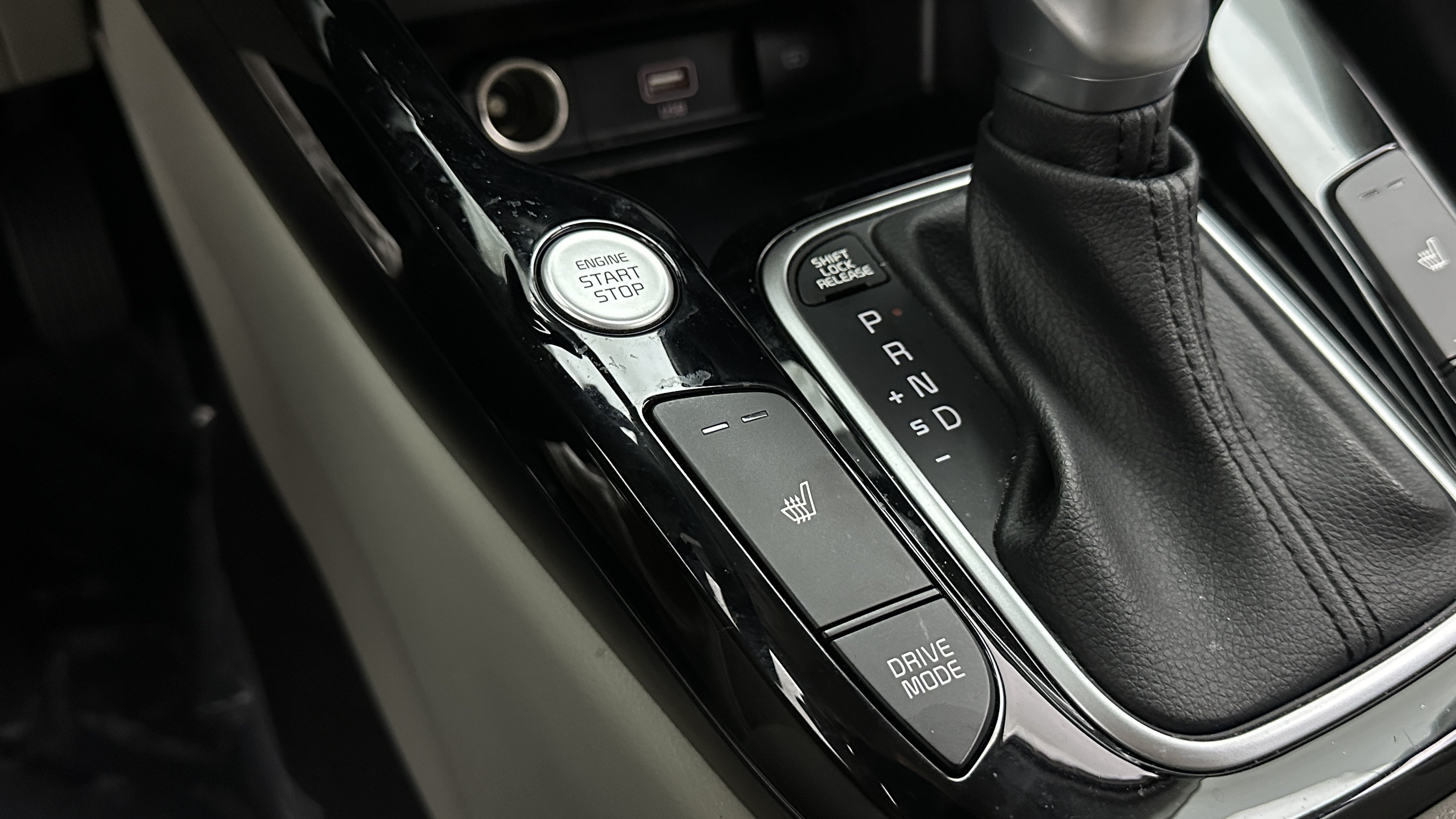 Used 2020 Kia Soul EX FWD image 19