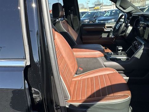 Used 2023 GMC Sierra 1500 Denali Ultimate image 29