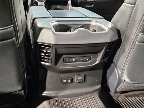 Certified 2025 Toyota Tundra Platinum AWD/4WD image 38