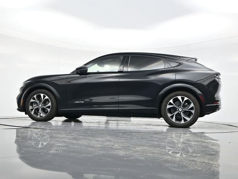 Used 2021 Ford Mustang Mach-E Premium image 24