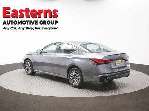 Used 2024 Nissan Altima 2.5 SV w/ SV Premium Package AWD/4WD image 60