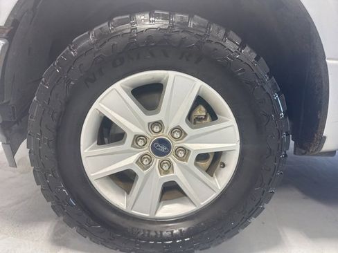 Used 2020 Ford F150 XLT image 11