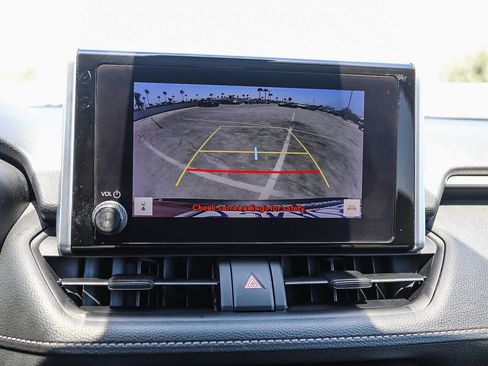 Used 2023 Toyota RAV4 LE FWD image 23