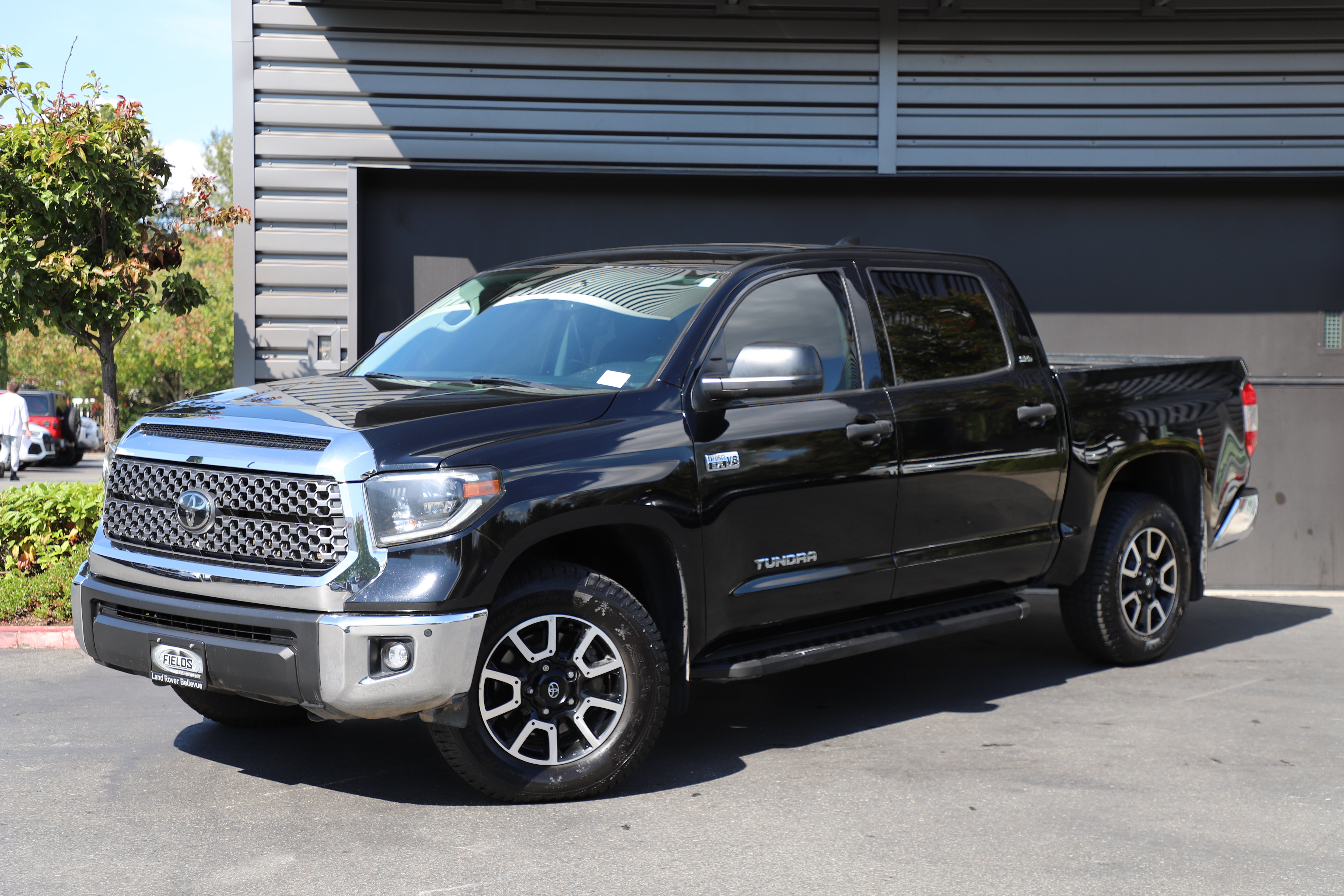 Used 2021 Toyota Tundra SR5 AWD/4WD image 1