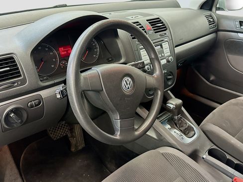 Used 2009 Volkswagen Jetta S image 18