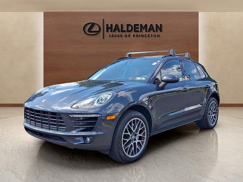 Used 2018 Porsche Macan S AWD/4WD image 3