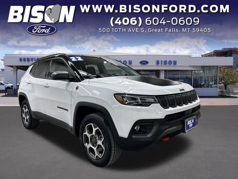 Used 2022 Jeep Compass Trailhawk w/ Trailhawk Convenience Group AWD/4WD image 1