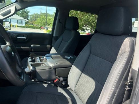 Used 2019 Chevrolet Silverado 1500 Custom Trail Boss w/ Custom Convenience Package AWD/4WD image 20