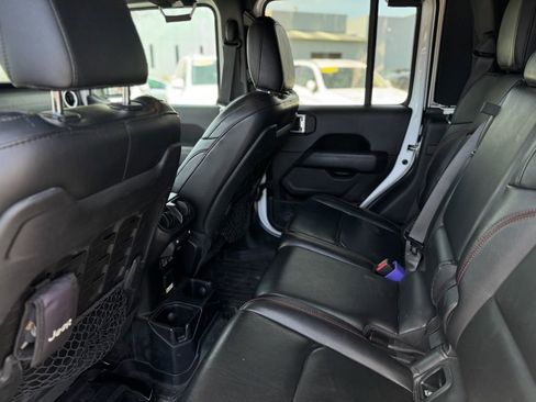 Used 2020 Jeep Gladiator Rubicon image 18