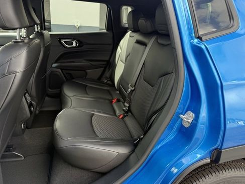 New 2026 Jeep Compass Latitude image 14