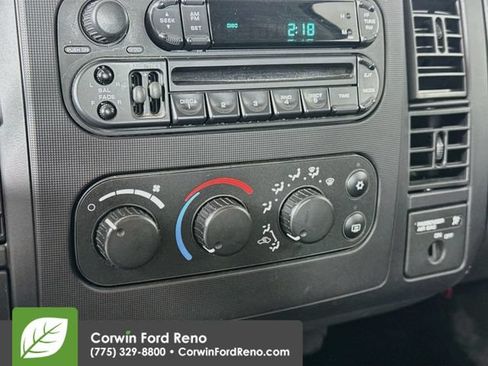 Used 2004 Dodge Dakota SLT w/ Chrome Appearance Group AWD/4WD image 17