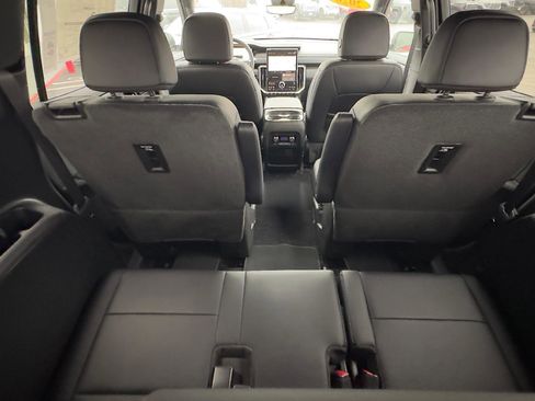 New 2026 GMC Acadia Elevation w/ Elevation Premium Package image 7