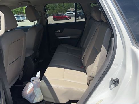 Used 2013 Ford Edge SEL FWD image 6