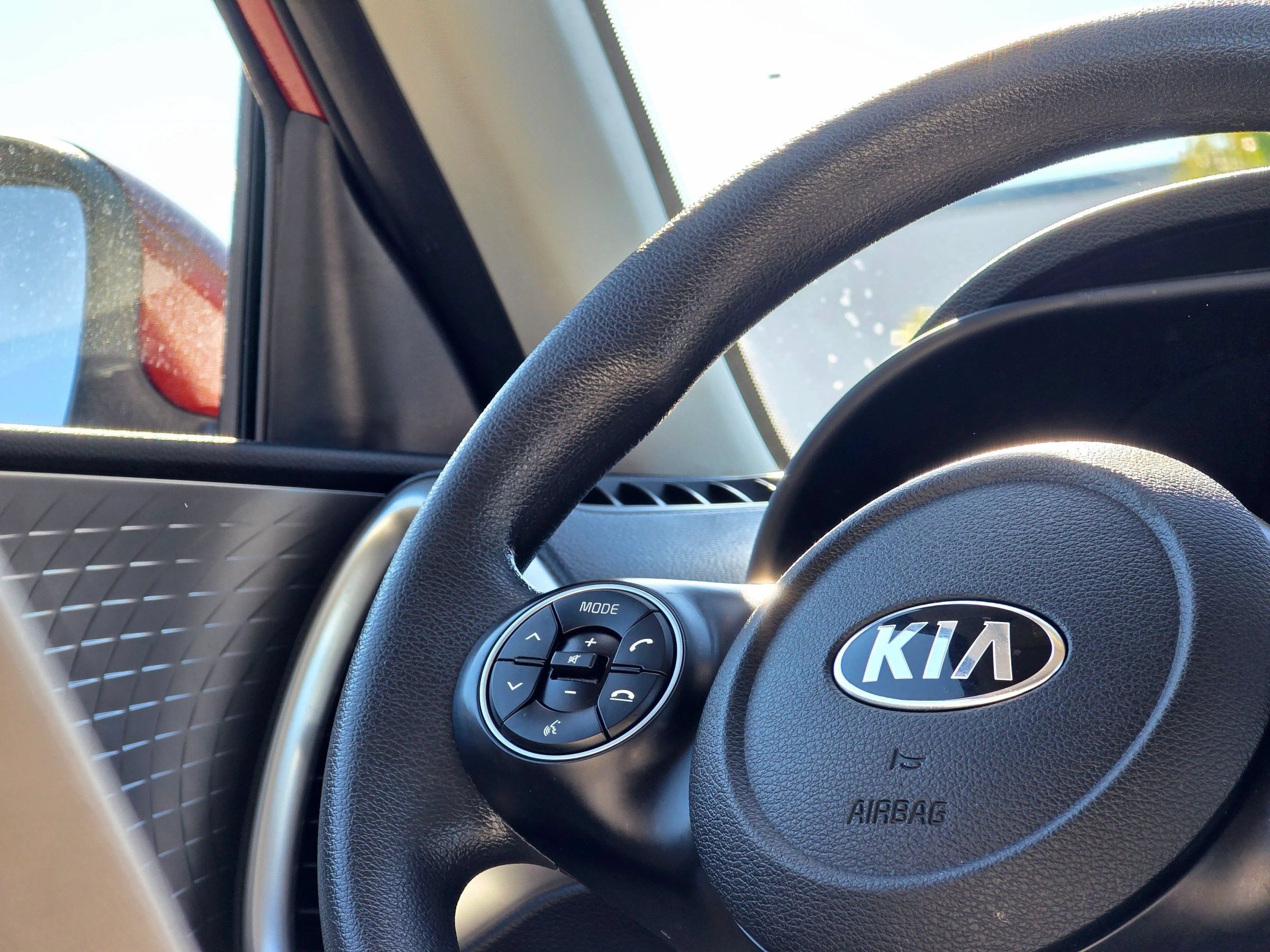 Used 2020 Kia Soul LX FWD image 21