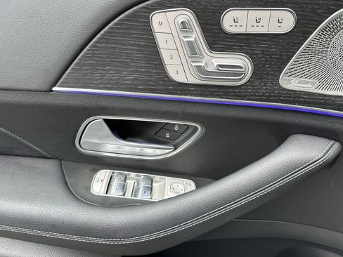 Certified 2025 Mercedes-Benz GLE 450e 4MATIC image 10
