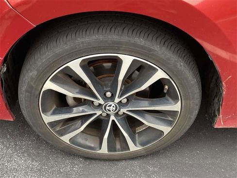 Used 2019 Toyota Corolla SE image 12