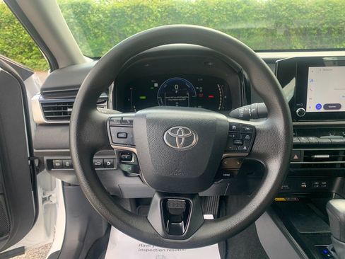 Used 2026 Toyota Camry LE FWD image 26