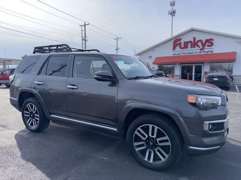 Used 2019 Toyota 4Runner Limited image 1