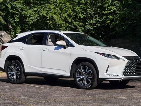 Certified 2022 Lexus RX 350 FWD w/ Premium Package image 2