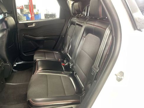 Used 2025 Ford Escape ST-Line image 21