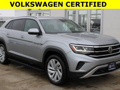 Certified 2021 Volkswagen Atlas Cross Sport SE image 1
