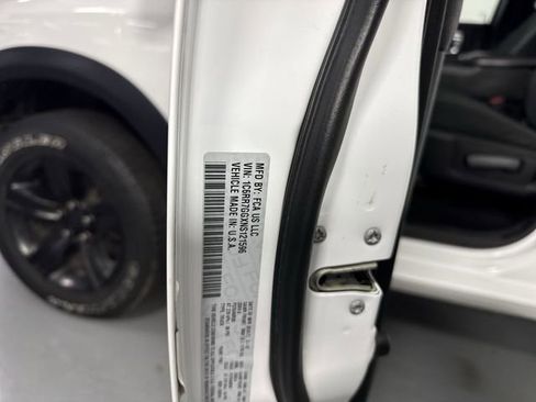 Used 2022 RAM 1500 Classic Warlock AWD/4WD image 34