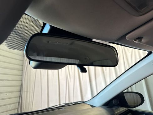 Used 2019 Toyota Corolla SE FWD image 24