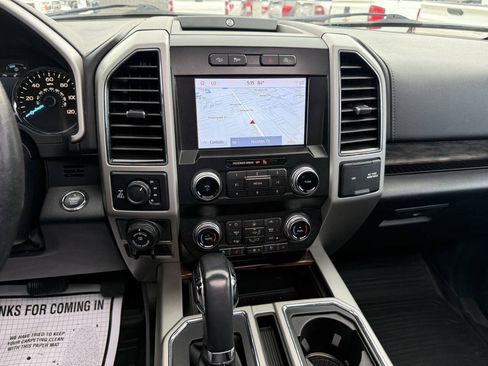 Used 2019 Ford F150 Lariat w/ Equipment Group 502A Luxury AWD/4WD image 24
