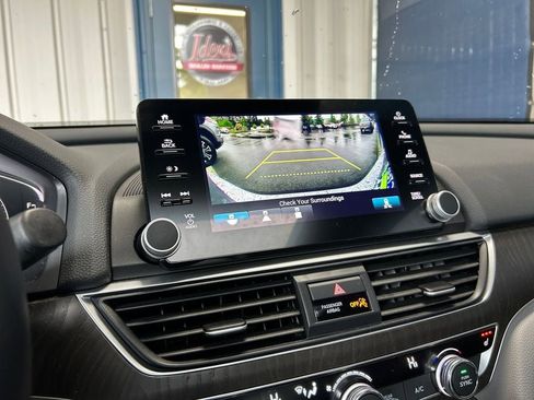 Used 2019 Honda Accord EX-L image 17