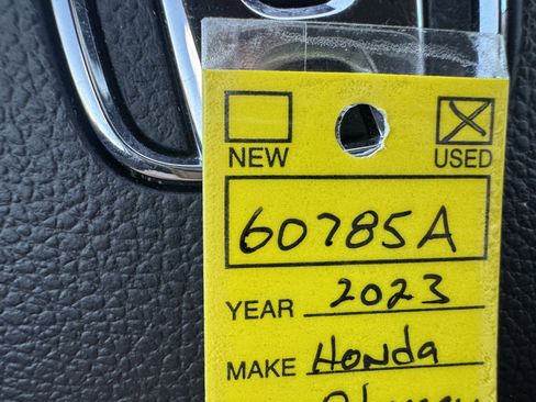 Used 2023 Honda Odyssey Elite image 16