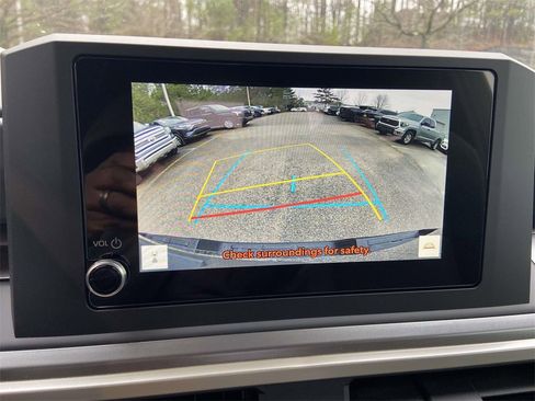 Used 2025 Toyota Tacoma SR5 image 22