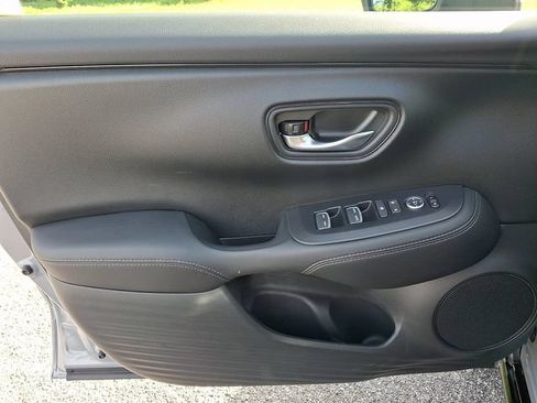 Certified 2026 Honda HR-V EX-L image 12