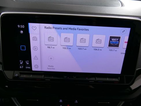 Used 2024 Volkswagen Atlas Cross Sport SEL Premium R-Line image 15