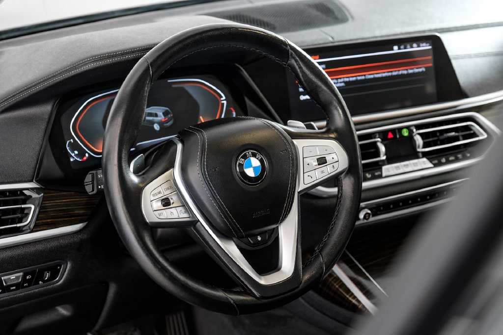 Used 2021 BMW X7 xDrive40i w/ Cold Weather Package AWD/4WD image 15