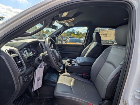 New 2026 RAM 5500 Tradesman image 10