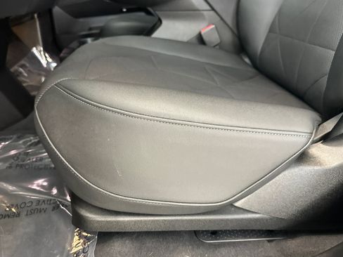 Certified 2024 BMW iX xDrive50 w/ Premium Package image 13