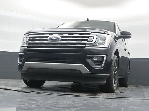 Used 2020 Ford Expedition Limited image 43