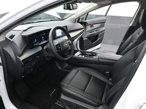 Used 2025 Nissan Murano SL AWD/4WD image 6