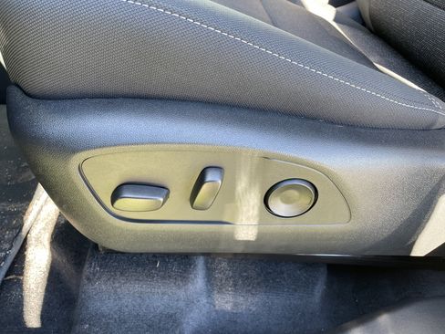 New 2026 Chevrolet Traverse LT image 10