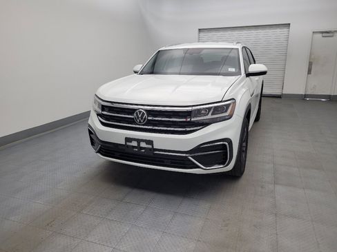 Used 2021 Volkswagen Atlas Cross Sport SE image 15
