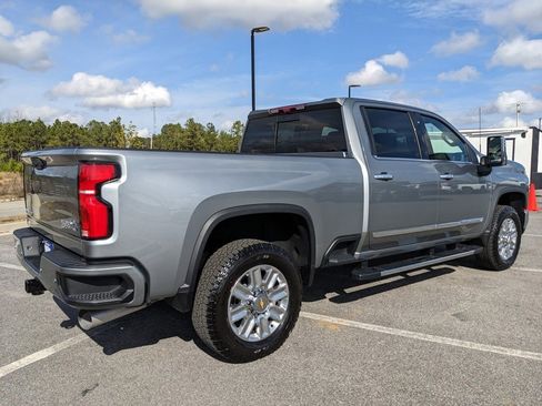 Used 2024 Chevrolet Silverado 2500 High Country w/ High Country Premium Package image 25