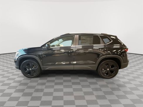 New 2026 Volkswagen Taos SEL AWD/4WD image 8