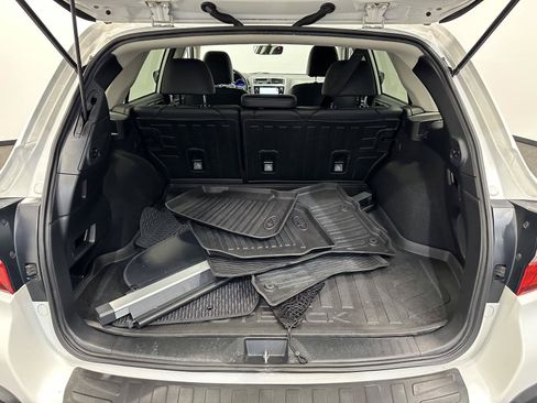 Used 2019 Subaru Outback 2.5i Limited w/ Popular Package #2 AWD/4WD image 32